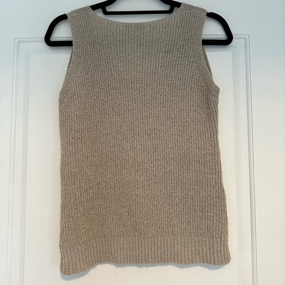 Fate | Tan Knit V Neck Top - Picture 4 of 5